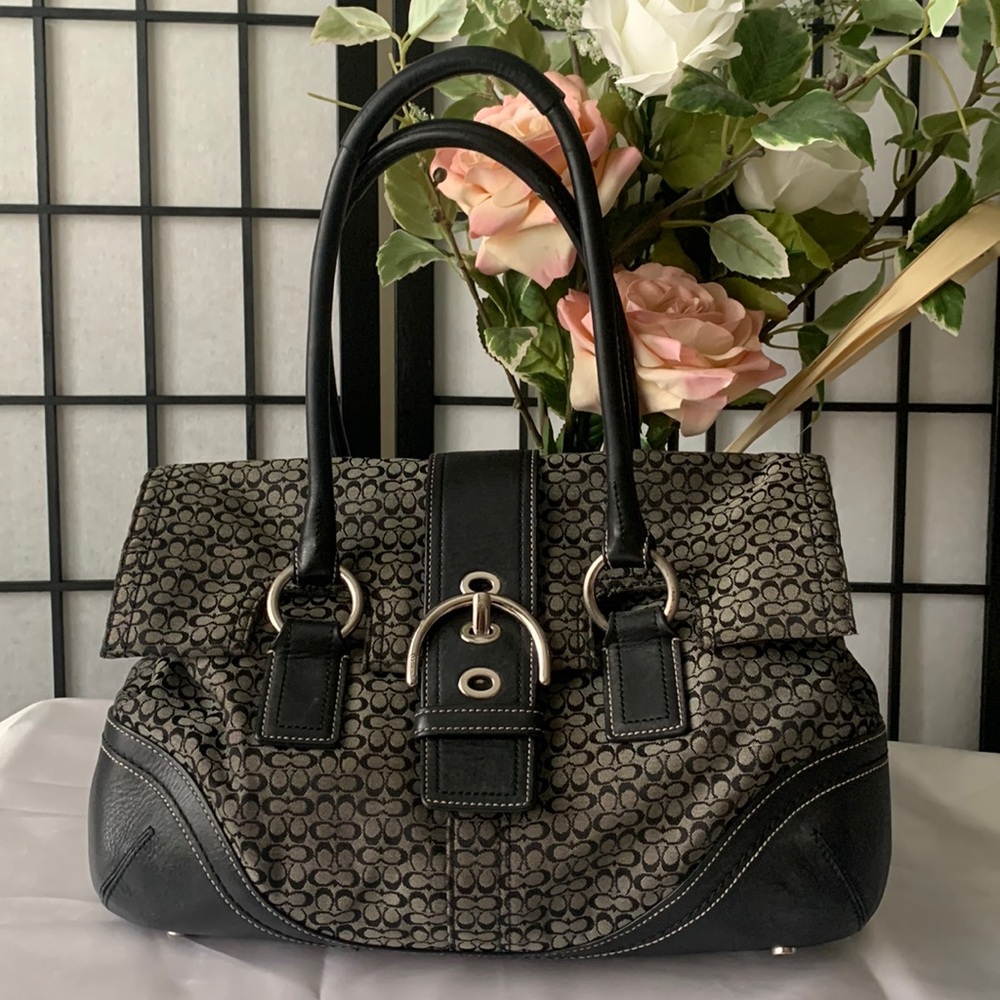 Coach Signature C Canvas Leather Handbag Black Gray Flap Buckle Double Handle 🖤